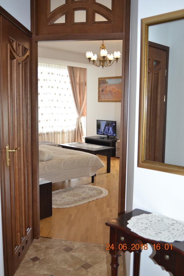 טרוסקבץ Sunny Apartment In The City Center מראה חיצוני תמונה